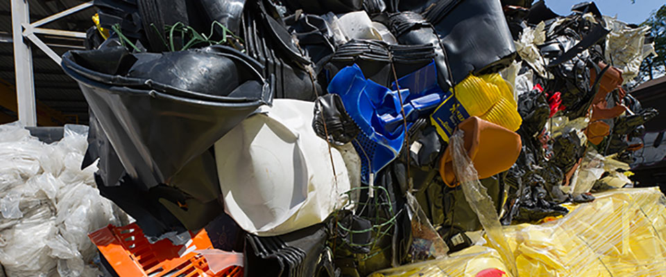 Smaltimento e recupero di imballaggi in plastica